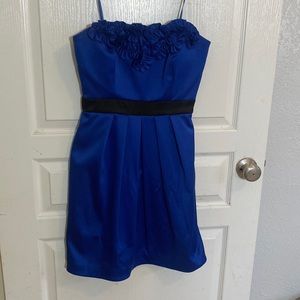 Beautiful royal blue short dress